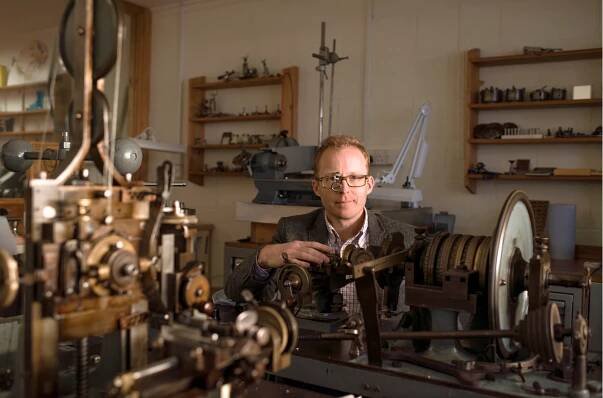 Roger W. Smith LTD: The Watchmaker - Locate Isle of Man