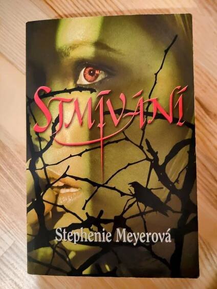 Stephenie Meyerová - Stmívání