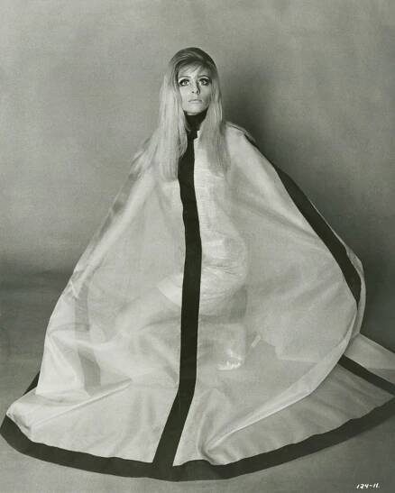 Blow-Up (1966), Jill Kennington, production still, Arthur Evans.