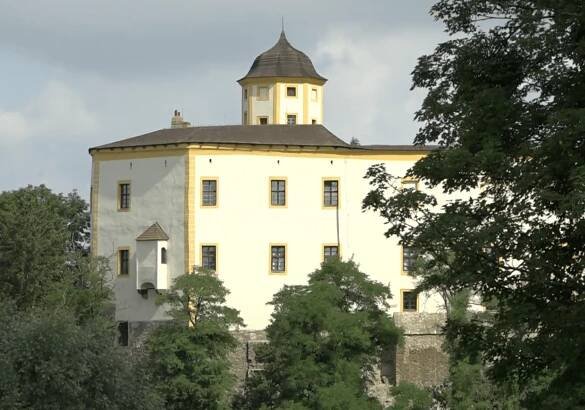 Hrad Malenovice