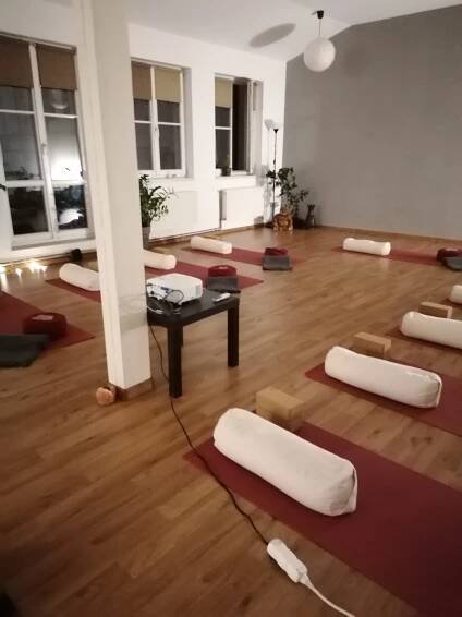Galéria/Gallery – YogaHouse