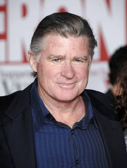 12. června zemřel při nehodě na motorce americký herec Treat Williams, který se proslavil rolí George Bergera ve filmu Vlasy režírovaného Milošem Formanem.