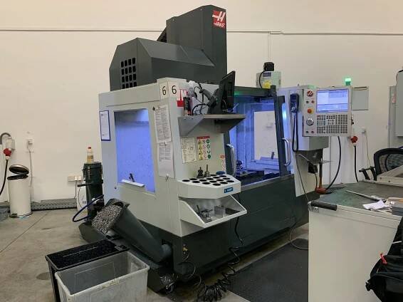 CNC stroj Haas