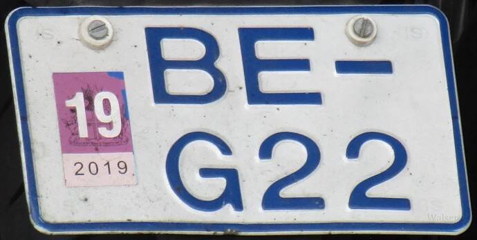 Soubor:Iceland motorcycle plate.jpg