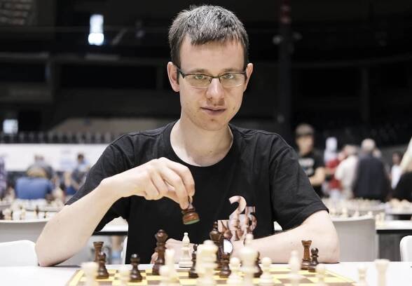 Navara vs. Kasparov. Nebude hrát jako kdysi, ale bude silný soupeř, odhaduje česká jednička