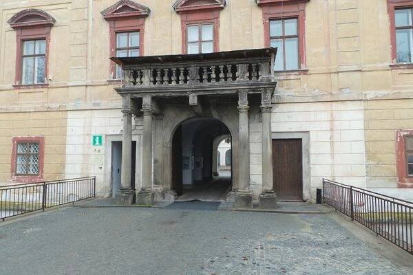 Zámecká restaurace Holešov foto 1