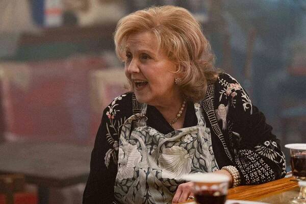 Brenda Vaccaro as Antonella in Nonnas