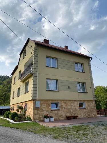 Výhled, Agroturystyka u Beaty Dom I in Korbielow