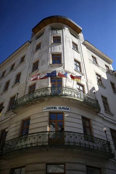 Hotel, z něhož Polívka vyhazoval číšníka, se kvůli koronaviru zavřel