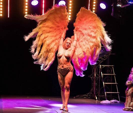 Mezinárodně uznávaná burleska v Praze - Angelina Angelic