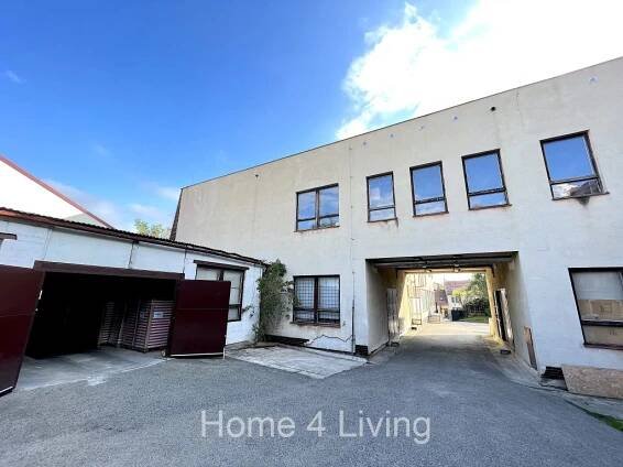 Prodej skladového prostoru 2526 m², Vodní, Hrušovany u Brna