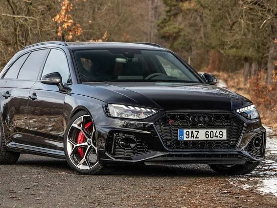 TEST Audi RS 4 Avant competition plus – M3 Touring na mušce