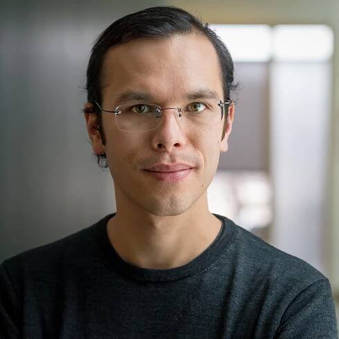 Walker Chan Headshot