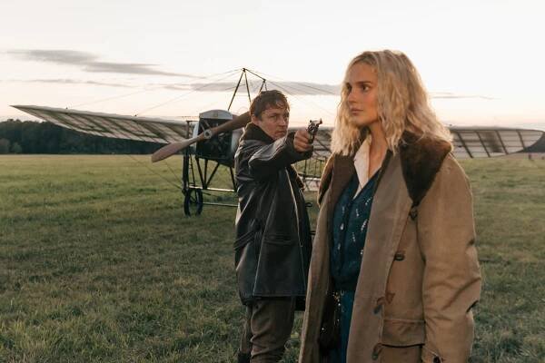Bojovnice na druhou - Epizoda 4 - Z filmu - Vincent Rottiers, Camille Lou