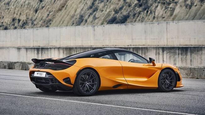 McLaren 750S je historicky nejlehčí a nejvýkonnější sériový model značky