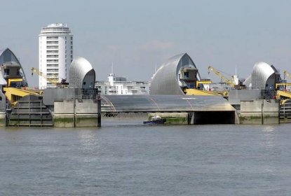 Soubor:Thames.barrier.3.london.arp.jpg – Wikipedie