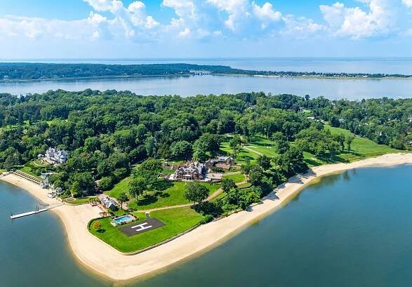 Listing agent, Emmett Laffey, explained to The Post, that they have decided to split the properties in the order Joel had initially bought them.