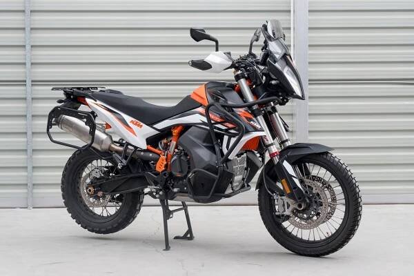 Boční nosič černý, KTM 790 Adventure , KTM 890 Adventure.YAKK