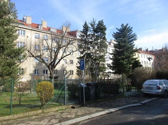 Pěkný cihlový byt 2+ kk, 45 m2, OV, Praha 10 - Strašnice - Grygar reality