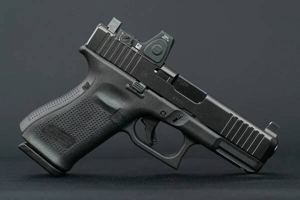 Glock 19 Gen5 w/ Trijicon RMR 3.25 MOA