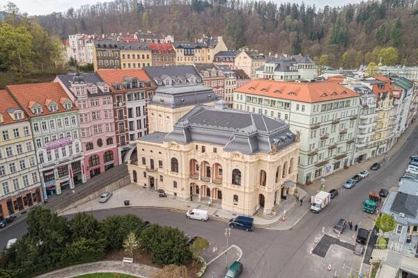 Karlovy Vary - městské divadlo | Stavby Karlovarského kraje