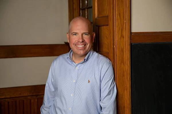 Chris Carlson Hired as VP of Business Banking - Deerwood Bank