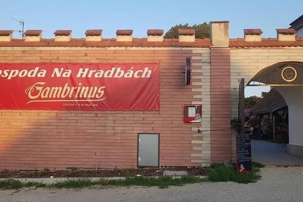 Hospoda Na hradbách foto 1
