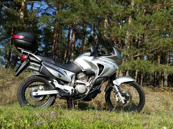 Honda XL 650V Transalp | Katalog motocyklů a motokatalog na Motorkáři.cz