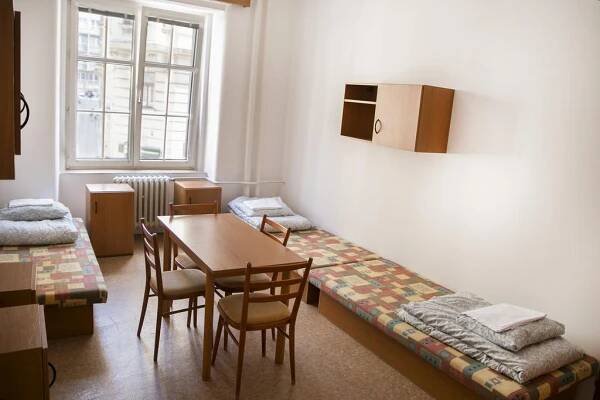 Dizzy Daisy Hostel Praha Exteriér fotografie