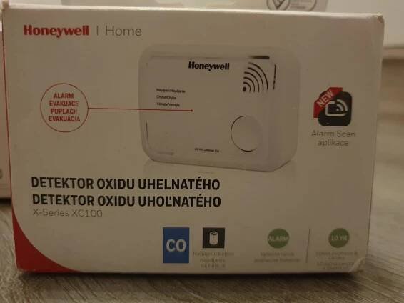 DETEKTOR OXIDU UHELNATÉHO - HONEYWELL X -Series XC-100 - Dům a zahrada