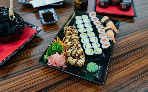 Slevomat: Sushi sety s 26 až 85 ks: losos,.. - Skrz.cz
