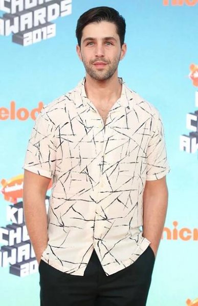Josh Peck Book: Revelations From ‘Happy People Are Annoying’