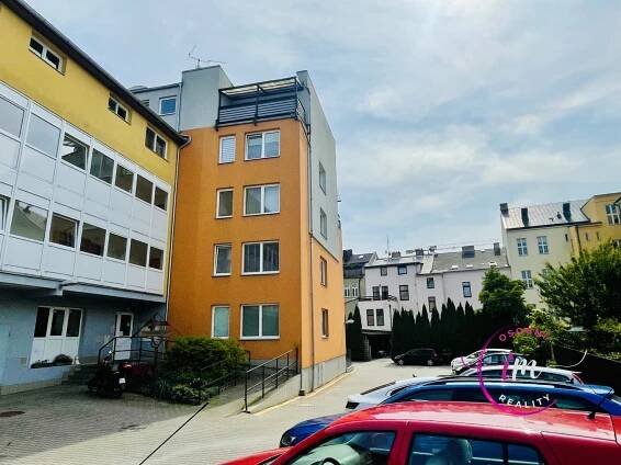 Prodej bytu 2+1 s terasou Jihlava, Chlumova | Osobní reality