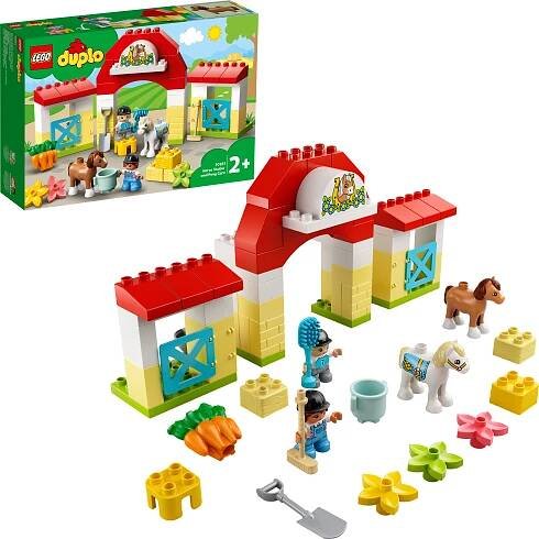 LEGO 10951 DUPLO Stáj pro koně a poníky Hračka pro malé děti od 2 let, farma, hrací