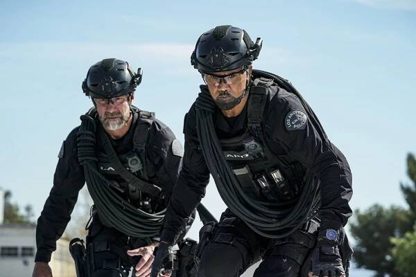 Zbrojnice - Incoming - Z filmu - Jay Harrington, Shemar Moore