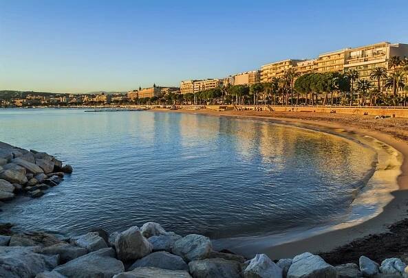 Cannes, Francie, Středozemní moře, Nejlepší destinace pro plavbu lodí, Plavby lodí po celém světě | PT Tours