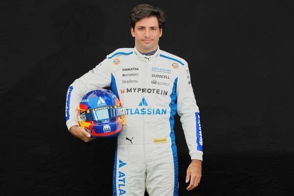 Carlos Sainz vyměnil Ferrari za Williams
