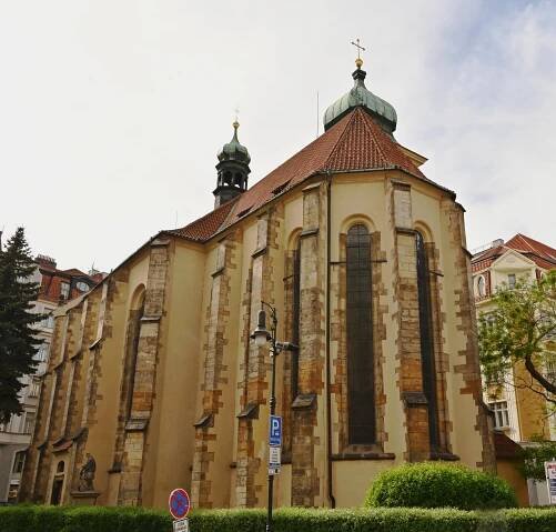 farní kostel sv. Ducha, Praha-Staré Město :: Katalog AP - WWW