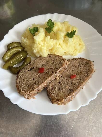ŽIVOT V PŘÍRODĚ - VÍKENDOVÝ POBYT - Čmeláček