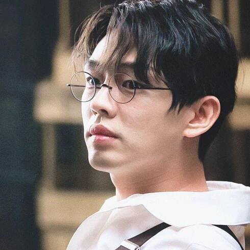 Yoo Ah In 10