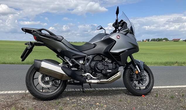 TEST: Honda NT1100 DCT | MOTORVIZE.cz