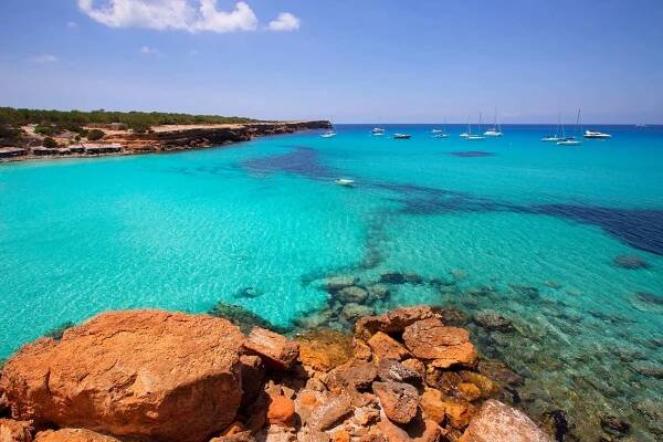 Playas de Formentera a Vista de Dron - MOTO RENT FORMENTERA