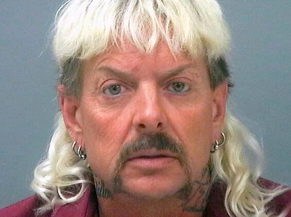 Joe Exotic : ‘Tiger King’ resentenced to 21 years in prison in murder-for-hire case