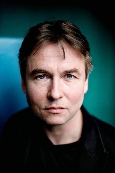 FMQ - Esa-Pekka Salonen, the composer behind the conductor