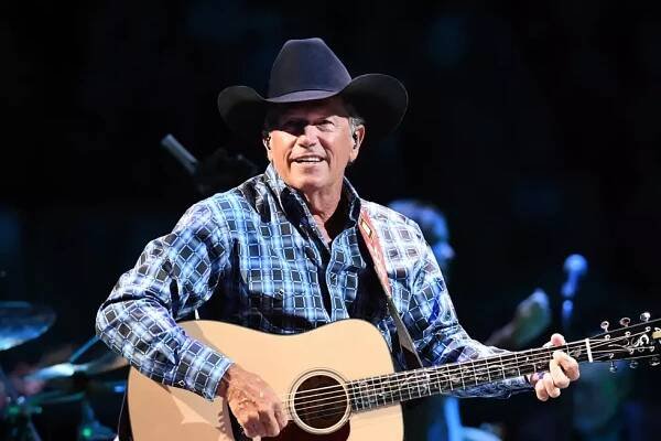 Poll: Who’s Your Favorite Country Dad?