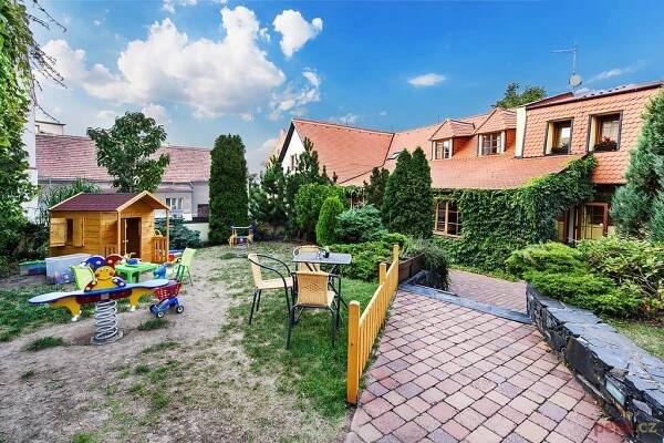 Penzion a restaurace U Palečků - Skuteč