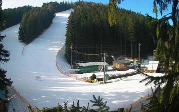 Zdroj: Ski aréna Karlov | facebook/OntheSnow