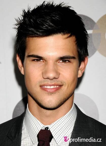 Taylor Lautner - celebrity účes - HappyHair