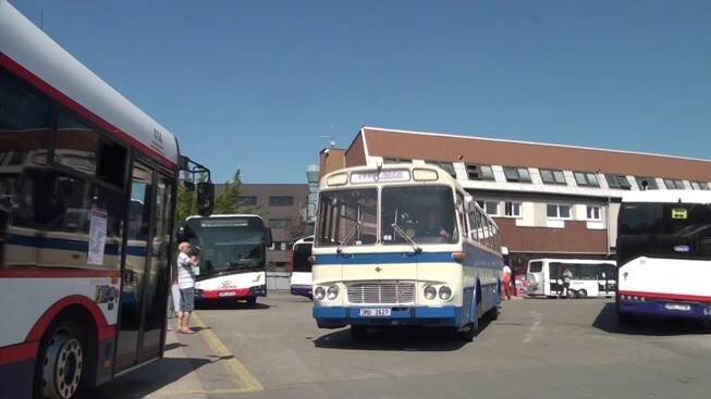 2017 90 let autobusové dopravy v Olomouci