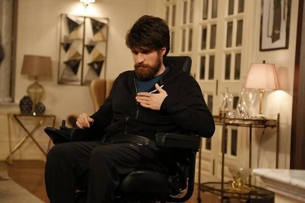 Láska a nenávist Istanbulu - Epizoda 4 - Z filmu - Berker Güven